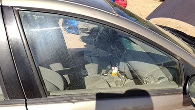 2000-2005 Dodge Neon Passenger Right Front Side Window Door Glass Oem 05115680Aa