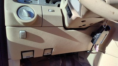2007-2014 Lincoln Navigator Lower Dash Under Column Knee Bolster Trim Panel Tan