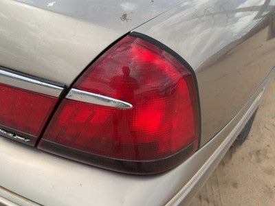 98-02 Mercury Grand Marquis Passenger Right Outer Tail Light Brake Lamp Oem Rear