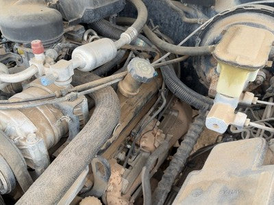 1997 Chevy Silverado 1500 Driver Left Valve Cover Oem 5.7L