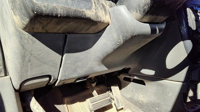 05-07 Caravan Lower Dash Under Column Knee Bolster Trim Panel D5 Slate Gray