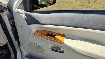 08-09 Grand Cherokee Passenger Right Front Door Trim Panel With Switches Gray D1