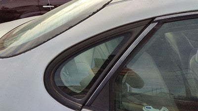 1996-2007 Ford Taurus Passenger Right Rear Quarter Glass Back Side Window Oem