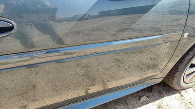 04-08 Grand Prix Passenger Right Front Moulding From Door Trim Stealth Gray 46U