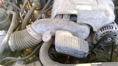 2013 Gmc Sierra 1500 Air Intake Tube Resonator Pipe Elbow Rubber Oem Hose 5.3L