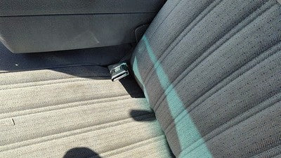 1990 Olds 88 Driver Left Front Seat Belt Buckle Receiver Oem Gray