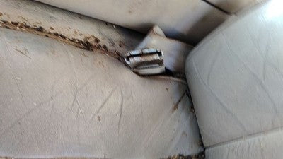 1996 Olds 88 Driver Left Front Seat Belt Buckle Receiver Oem Tan