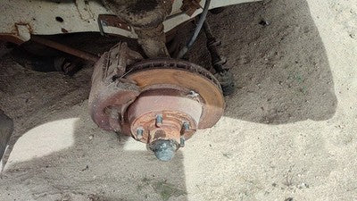73-80 Van B200 Passenger Right Front Spindle Steering Knuckle With Wheel Hub
