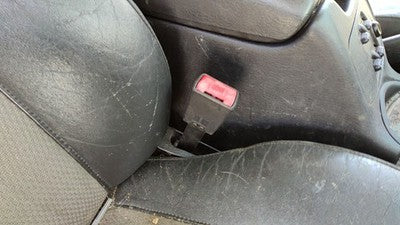 2004 Jeep Liberty Passenger Right Front Seat Belt Buckle Receiver Oem Gray Dv