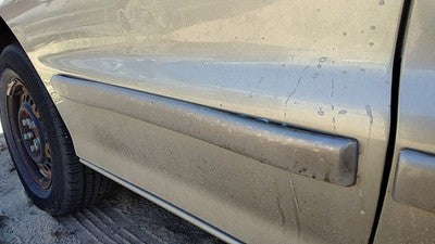 95-05 Cavalier Passenger Right Rear Moulding From Door Back Trim Strip Gold 49U