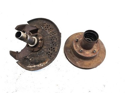 1980-1985 Ford F150 Passenger Right Front Spindle Steering Knuckle 4X4