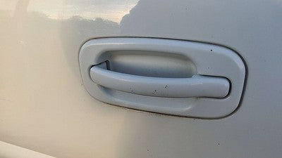 00-06 Chevy Suburban Driver Left Rear Outside Door Handle Back 50U Summit White