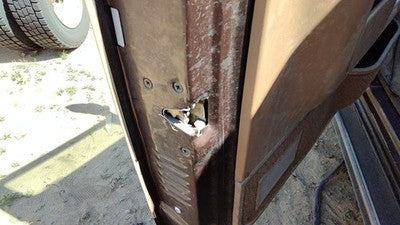 1988 Ford F150 Driver Left Front Door Latch With Rods/Cables Oem