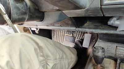 1986-1994 Chevy S10 Blazer Lower Dash Under Column Knee Bolster Trim Panel Black
