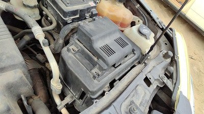 2007-2009 Chevy Equinox Complete Battery Box Mount Tray With Hold Down Oem 3.4L