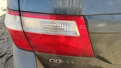 2005-2007 Honda Odyssey Driver Left Inner Tail Light Brake Lamp Oem Rear 7707532