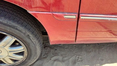 06 Town Country Passenger Right Rear Moulding On Quarter Panel Oem Red Prh