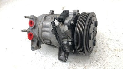 2002-2005 Jeep Liberty Ac Compressor Air Conditioner Pump Assembly Oem 3.7L