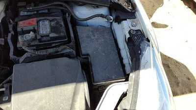 2017-2018 Ford Focus Engine Fuse Box Power Distribution Panel Oem 2.0L