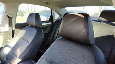 2012-2013 Vw Passat Pair Of Front Headrests Oem Left Right Set Seat
