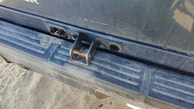 1995 Nissan Pathfinder Rear Corner Mounted Spare Tire Carrier Oem Back