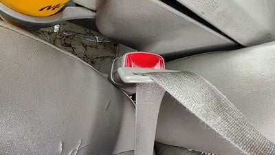 2007-2009 Chevy Equinox Driver Left Front Seat Belt Buckle Receiver Oem Gray 142