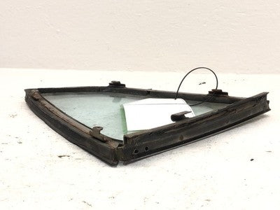 1970-1973 Nissan Datsun 240Z Passenger Right Rear Quarter Glass Back Side Window