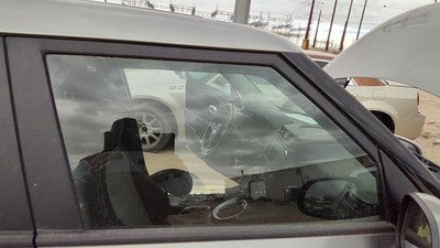 2014-2019 Kia Soul Passenger Right Front Side Window Door Glass Oem 82420B2020