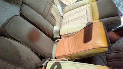 1984 Jeep Grand Wagoneer Center Arm Rest Jump Seat Oem Brown