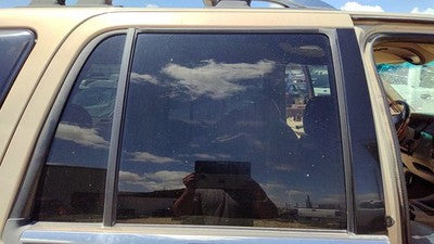 1998-2002 Lincoln Navigator Passenger Right Rear Side Window Door Glass Oem Back