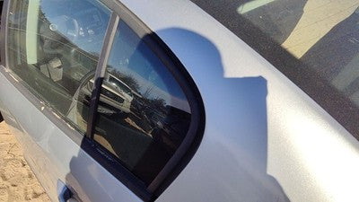 2006-2010 Vw Passat Driver Left Rear Vent Window Back Door Glass With Frame Oem