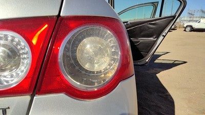 2006-2008 Vw Passat Passenger Right Outer Tail Light Brake Lamp Oem Rear