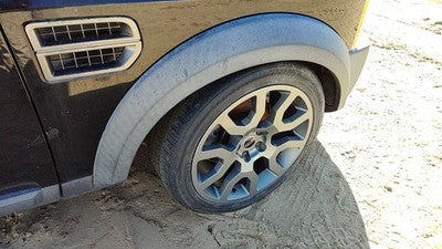05-09 Land Rover Lr3 Passenger Right Flare Moulding From Fender Trim Strip Black