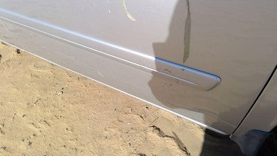 05-07 Caravan Passenger Right Front Moulding From Door Trim Strip Silver Ps2