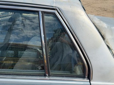1986-1991 Olds 88 Driver Left Rear Vent Window Back Door Glass With Frame Oem