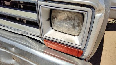 1986-1990 Dodge Ram W150 Driver Left Head Light With Trim Turn Signal Oem Bezel