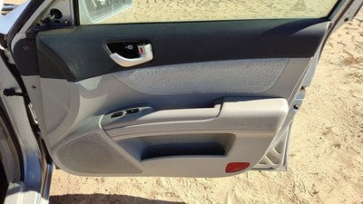 06-07 Hyundai Sonata Passenger Right Front Door Trim Panel With Switches Fz Gray
