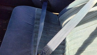 1989 Olds Cutlass Cierra Passenger Right Front Seat Belt Retractor Shoulder Blue