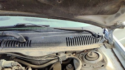 1996-2007 Ford Taurus Driver Left Windshield Wiper Arm Oem Blade Lever
