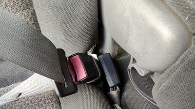 01-04 F350 Powerstroke Passenger Right Front Seat Belt Buckle Receiver Oem Gray