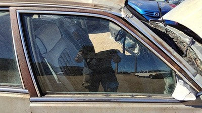 1982-1988 Oldsmobile Firenza Passenger Right Front Side Window Door Glass Oem