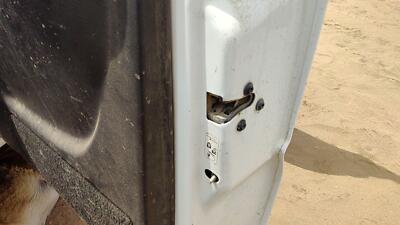 2001-07 Silverado 2500 Hd Passenger Right Rear Door Latch With Rods/cables Back