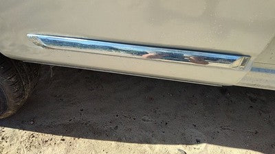 2011-15 Nissan Rogue Passenger Right Rear Moulding From Door Oem Back Trim Strip