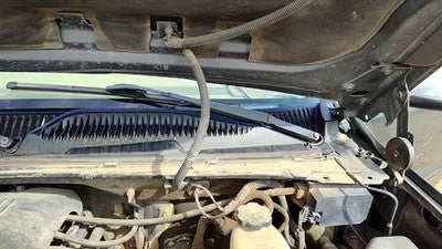1999-2001 Gmc Sierra 2500 Driver Left Windshield Wiper Arm Oem Blade Lever