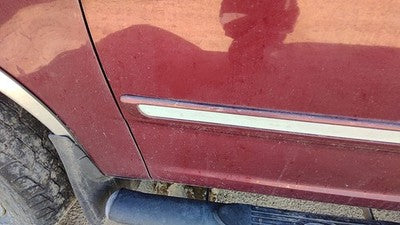 97-02 Ford Expedition Driver Left Front Moulding From Door Trim Strip Maroon Jl