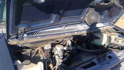 1989 Chevy G20 Van Windshield Wiper Cowl Vent Trim Panel Oem Grille