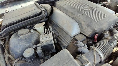 1997 Bmw 540I Passenger Right Cylinder Head Assembly Oem 4.4L 11121702374