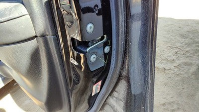 2013-2019 Nissan Sentra Passenger Right Front Door Latch With Rods/Cables Oem