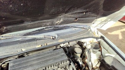 2002 Kia Rio Windshield Wiper Cowl Vent Trim Panel Oem Cover