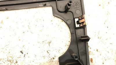 2005-2006 Grand Cherokee Dash Trim Bezel Around Heater Control Head Unit Oem